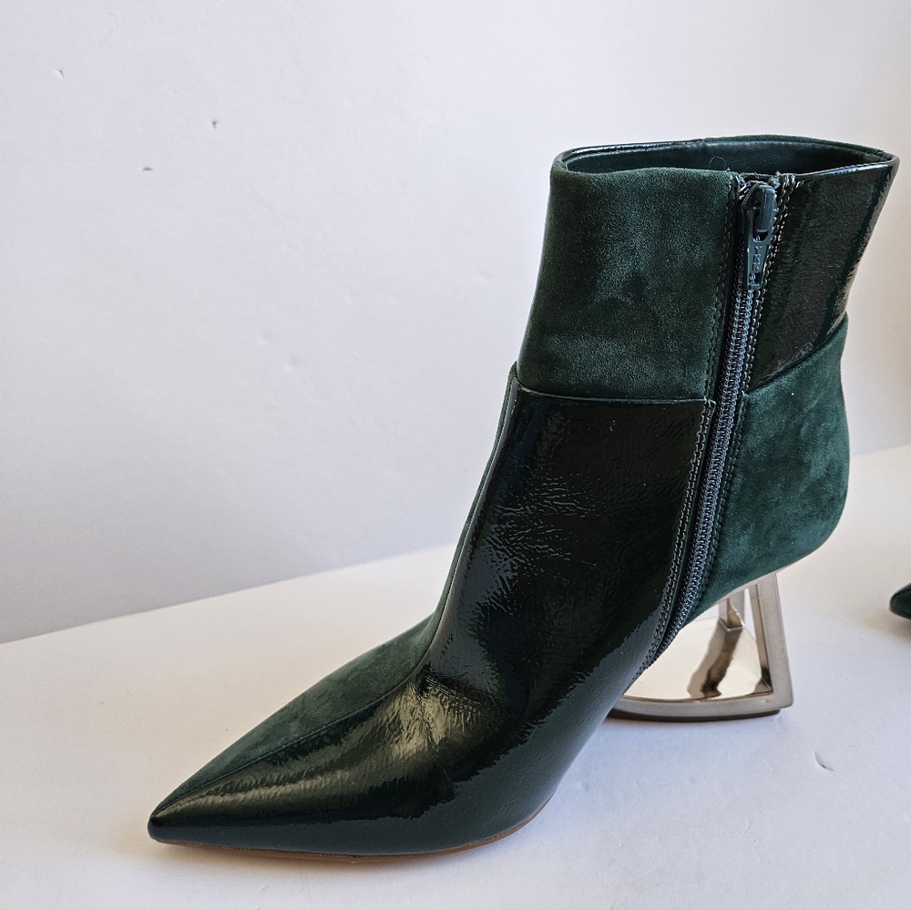 Gianni Bini Green Patent & Suede Mod Ankle Boots, Sculptural Silver Heel Sz 5.5 - Picture 7 of 7